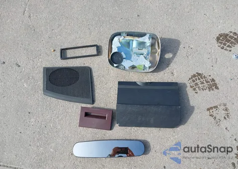 1990 Chevrolet Gmt-400 C1500 z USA, uszkodzony, nr VIN 2GCEC19K1L1225236